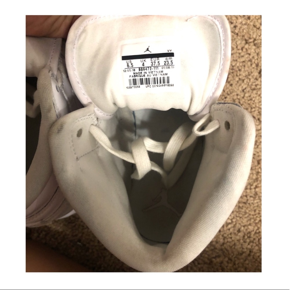 Air Jordan - Picture 4 of 5
